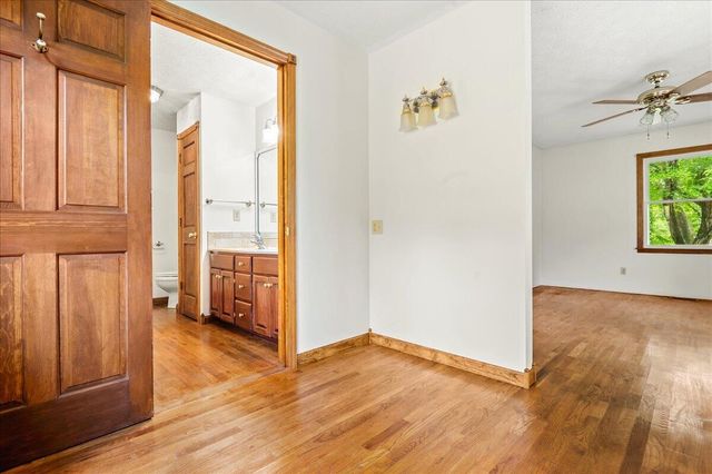 100 Lowell Brown Road, Rockholds, KY 40759