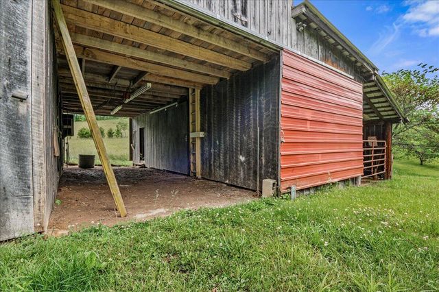 100 Lowell Brown Road, Rockholds, KY 40759