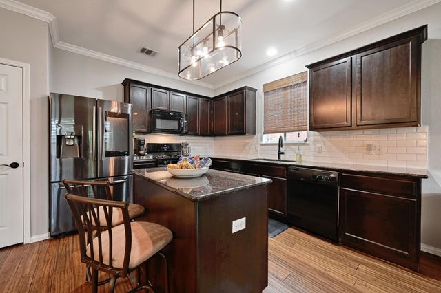 1192 Clark Brothers DR, Buda, TX 78610