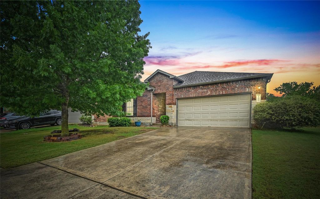1192 Clark Brothers DR, Buda, TX 78610
