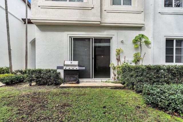 12430 SW 50th Street 107, Miramar, FL 33027