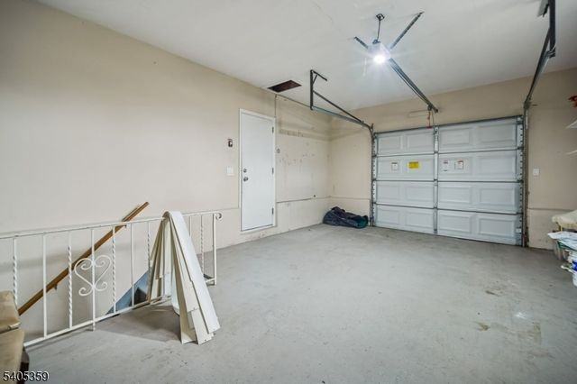 125 Laurita St, Linden City, NJ 07036