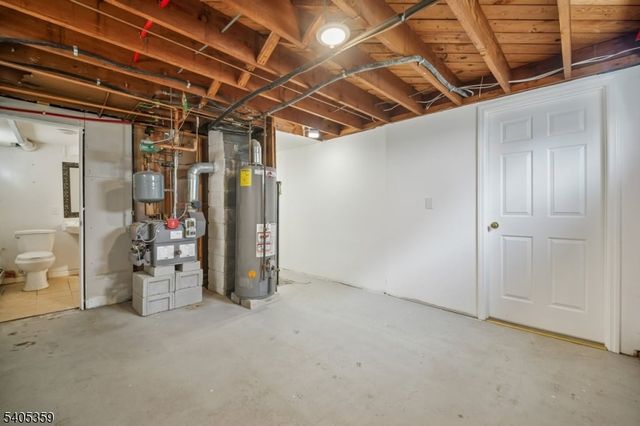 125 Laurita St, Linden City, NJ 07036