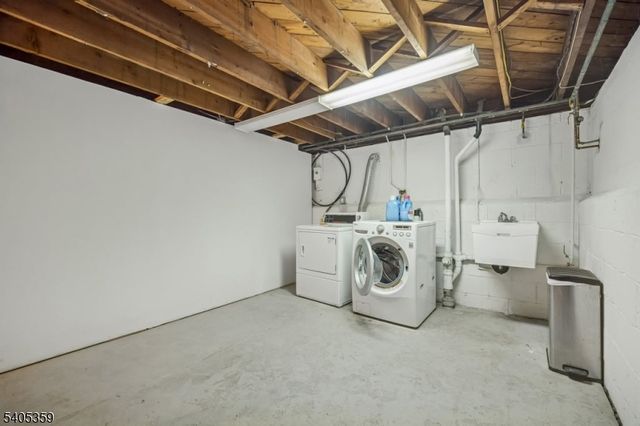 125 Laurita St, Linden City, NJ 07036