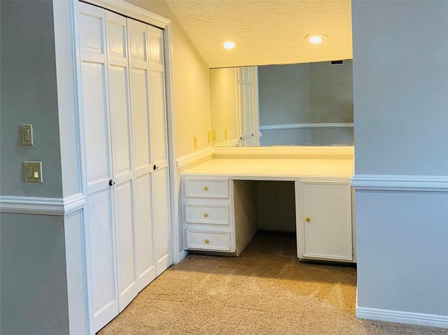 2001 Highland Hills Drive, Sugar Land, TX 77478