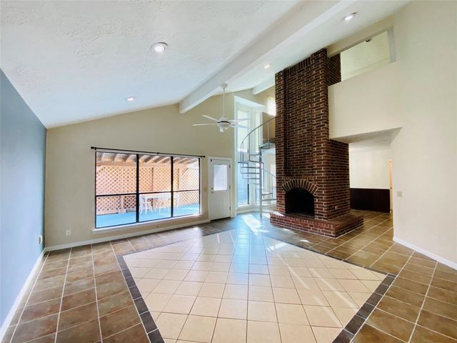 2001 Highland Hills Drive, Sugar Land, TX 77478