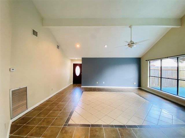 2001 Highland Hills Drive, Sugar Land, TX 77478