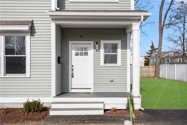 27 Holly Street, East Providence, RI 02915