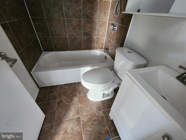 3208 ELMLEY AVE, Baltimore, MD 21213