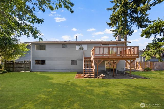 25327 33rd Place S, Kent, WA 98032