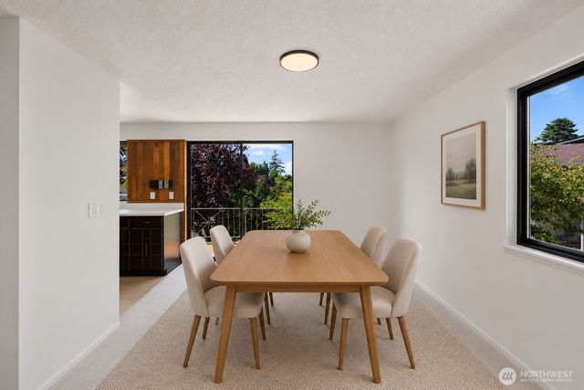 25327 33rd Place S, Kent, WA 98032