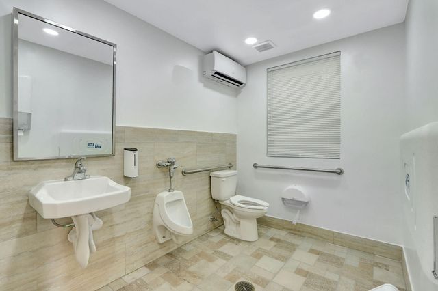 2426 SE 17th Street 305, Fort Lauderdale, FL 33316