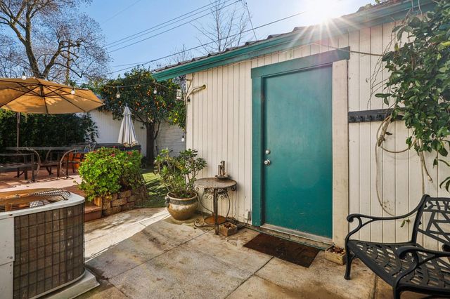 3170 Carly Way, Sacramento, CA 95816