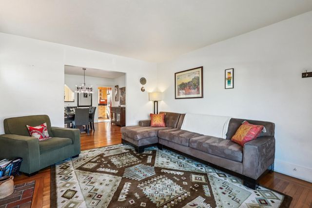 3170 Carly Way, Sacramento, CA 95816