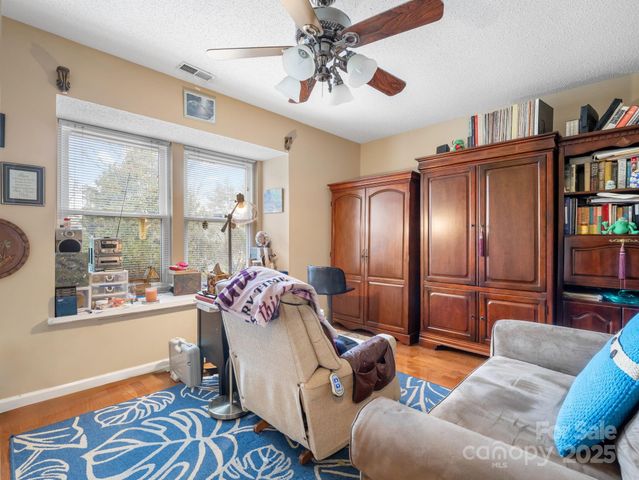 112 Cimarron Drive, Asheville, NC 28803