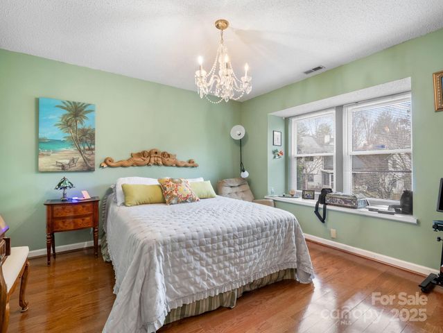 112 Cimarron Drive, Asheville, NC 28803