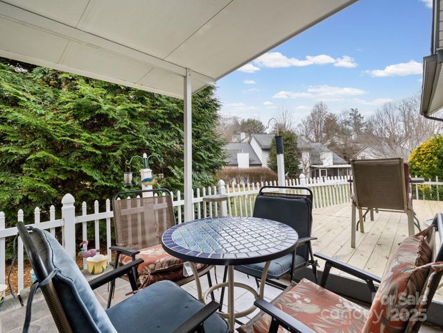 112 Cimarron Drive, Asheville, NC 28803