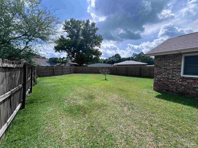 526 Tampico Ter, Pensacola, FL 32506