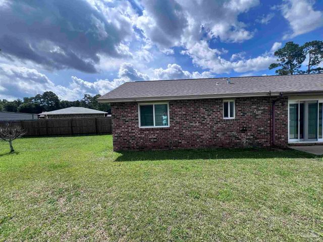 526 Tampico Ter, Pensacola, FL 32506