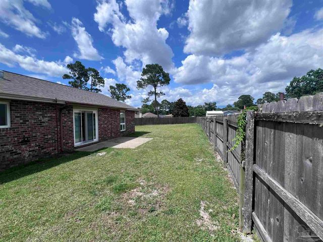 526 Tampico Ter, Pensacola, FL 32506