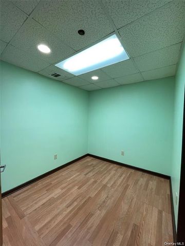 288 Hempstead Avenue, West Hempstead, NY 11552