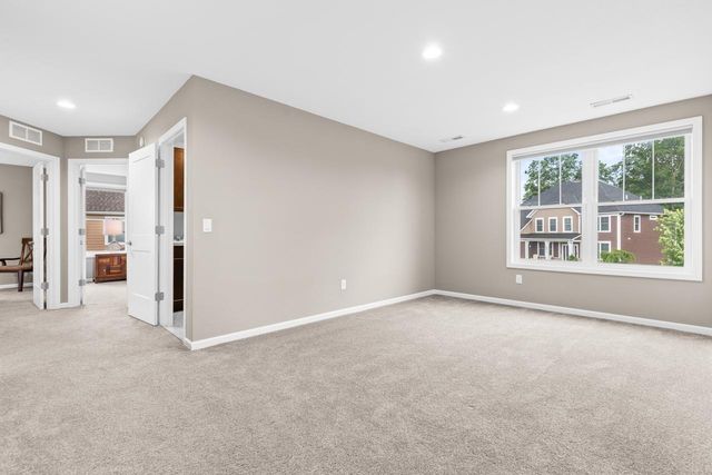 16894 Reeder Ridge, Eden Prairie, MN 55347