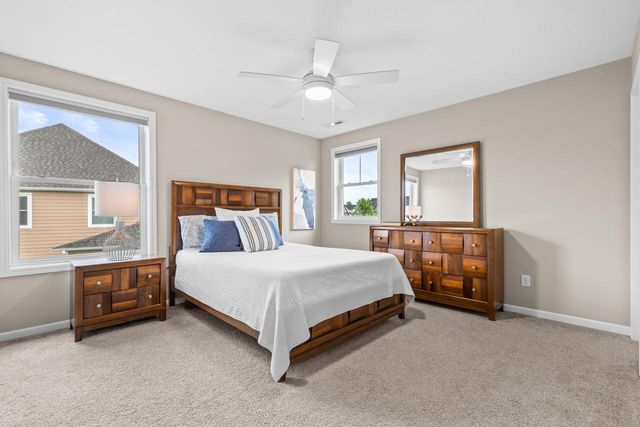 16894 Reeder Ridge, Eden Prairie, MN 55347