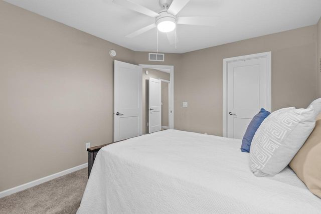 16894 Reeder Ridge, Eden Prairie, MN 55347
