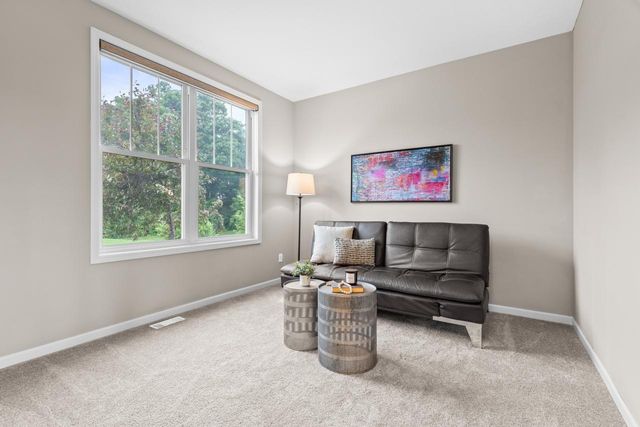 16894 Reeder Ridge, Eden Prairie, MN 55347