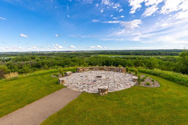 16894 Reeder Ridge, Eden Prairie, MN 55347
