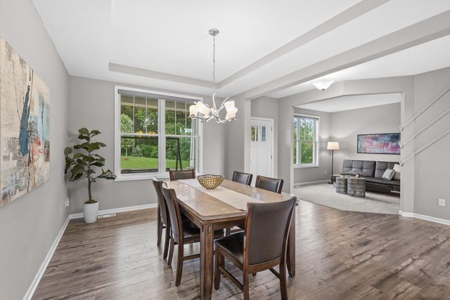 16894 Reeder Ridge, Eden Prairie, MN 55347