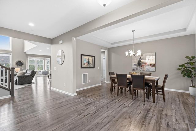 16894 Reeder Ridge, Eden Prairie, MN 55347