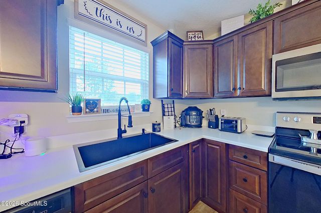 4705 Otter Creek Circle, Blackshear, GA 31516