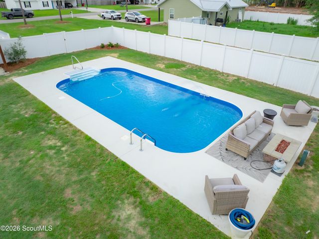 4705 Otter Creek Circle, Blackshear, GA 31516