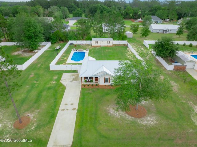 4705 Otter Creek Circle, Blackshear, GA 31516
