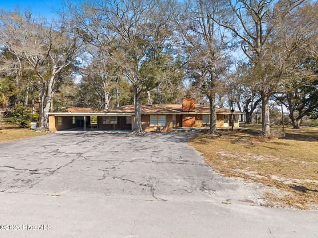 101 Causeway Drive, Ocean Isle Beach, NC 28469