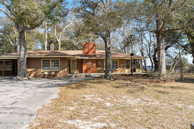 101 Causeway Drive, Ocean Isle Beach, NC 28469