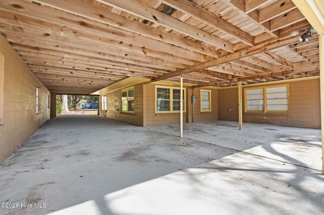 101 Causeway Drive, Ocean Isle Beach, NC 28469