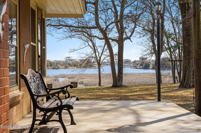 101 Causeway Drive, Ocean Isle Beach, NC 28469