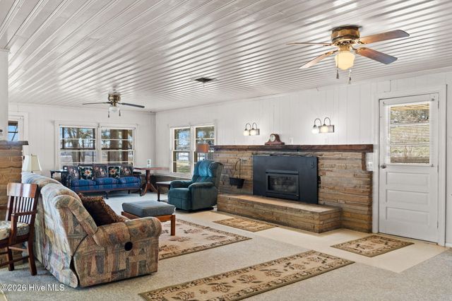 101 Causeway Drive, Ocean Isle Beach, NC 28469