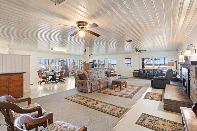 101 Causeway Drive, Ocean Isle Beach, NC 28469