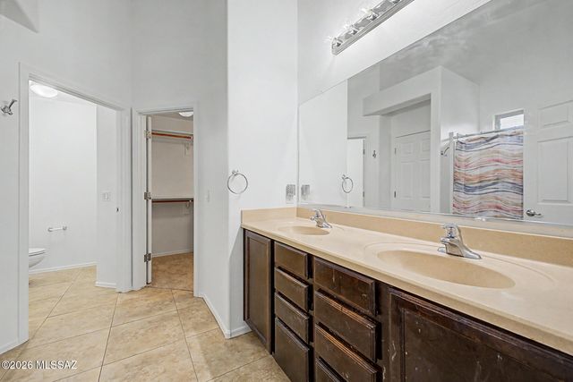 5030 W Triangle Leaf Court, Tucson, AZ 85741