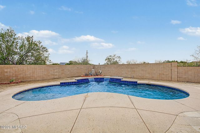 5030 W Triangle Leaf Court, Tucson, AZ 85741