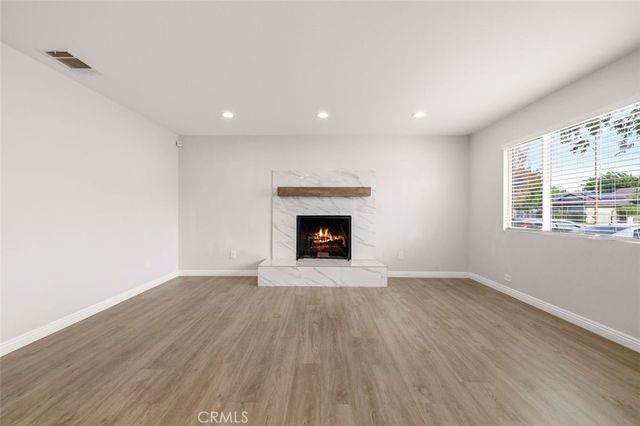 843 W Avenue J10, Lancaster, CA 93534