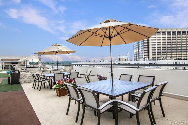 10 City Place 2D, White Plains, NY 10601