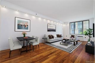 10 City Place 2D, White Plains, NY 10601