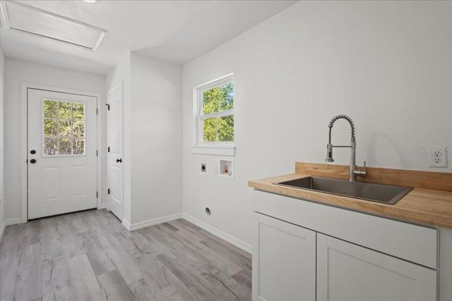 4906 NW 36TH STREET, Bell, FL 32619