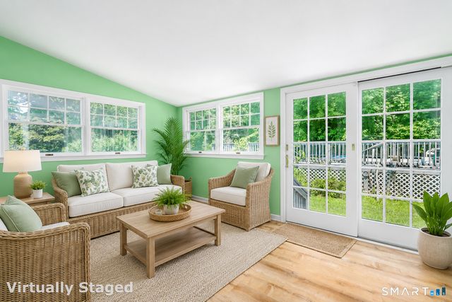 207 Stadley Rough Road, Danbury, CT 06811
