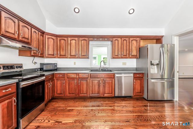 207 Stadley Rough Road, Danbury, CT 06811
