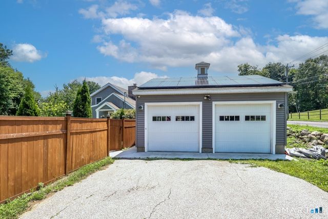 207 Stadley Rough Road, Danbury, CT 06811
